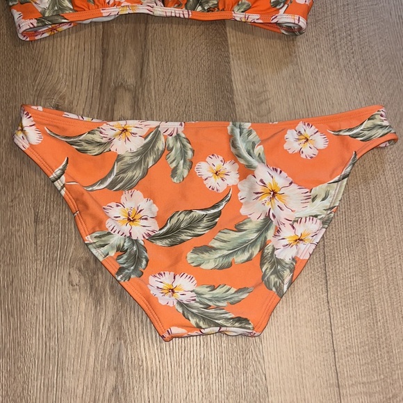 Orange floral bikini - Picture 4 of 5